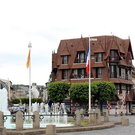 Apartment L'ideal 112 - 85m2, 2 Chambres, Parking & De Deauville